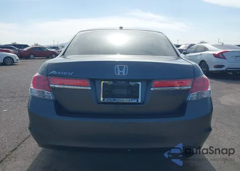 2011 Honda Accord 2.4 Ex-L from USA, damaged, VIN 1HGCP2F88BA067039